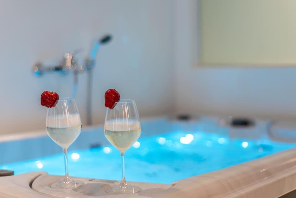 Апартаменты Mg Sapphire Jacuzzi Premium