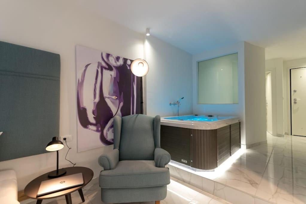 Mg Sapphire Jacuzzi Premium Апартаменты